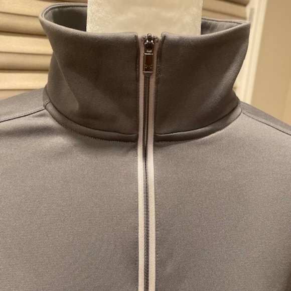 Ladies UNDER ARMOUR Qualifier Quarter-Zip Athletic Jacket, Large - Picture 9 of 10